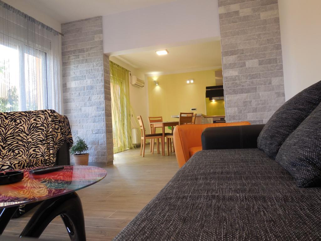 Apartments Jukic Klis ภายนอก รูปภาพ